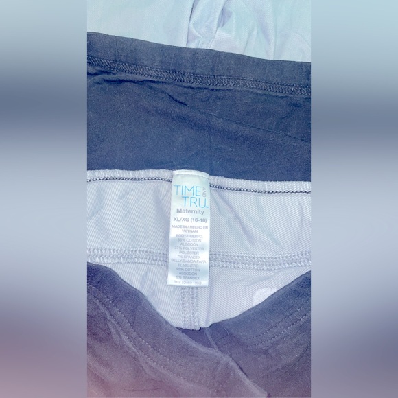 Time and Tru Maternity Skinny Pants - Picture 3 of 3